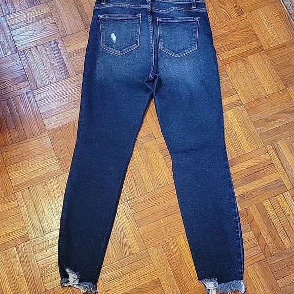 KanCan Distressed Skinny Denim Jeans Size 27 - Picture 9 of 10